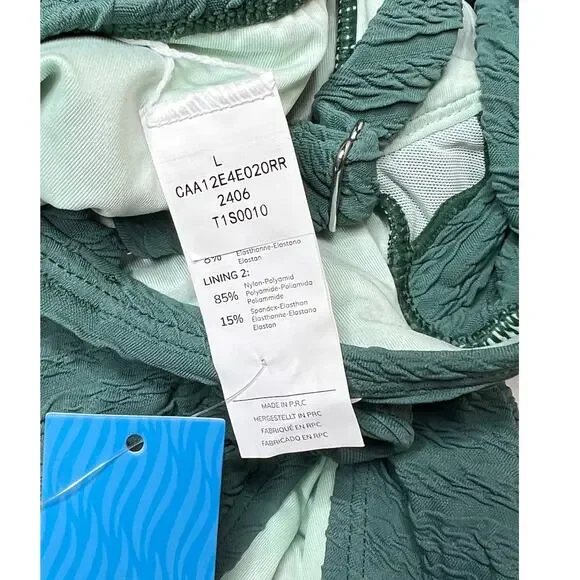 Cupshe Ruched Push-Up Tummy Control One-Piece - Picture 10 of 10